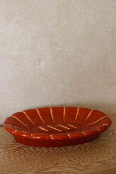 Plateau décoratif bordeaux et doré bords ondulés