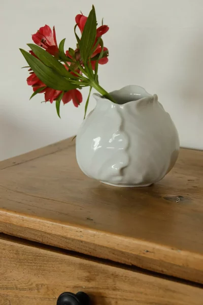 Vase feuille de choux en porcelaine