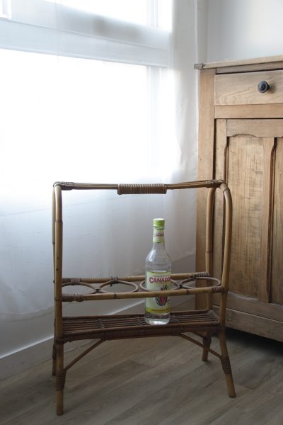 Alternative view of Porte-bouteilles vintage en rotin 4 bouteilles avec anse